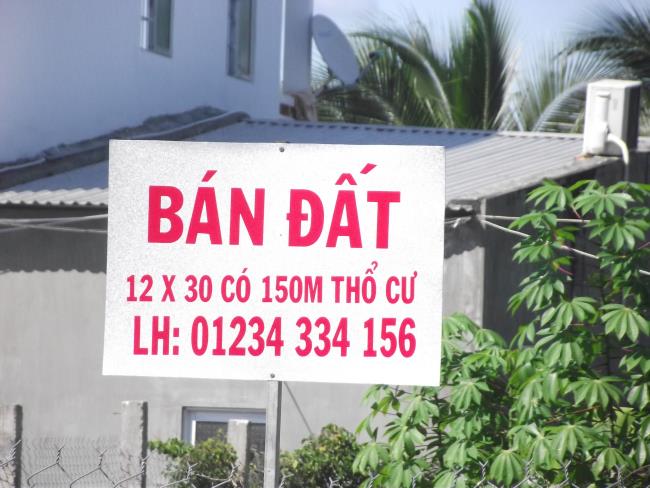 Bán đất mặt tiền đường chợ phường 1