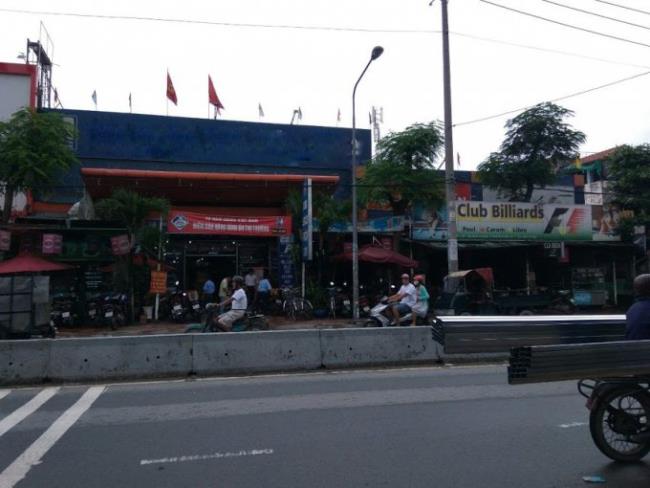 Đất đang làm nhà sách, nằm vị trí đẹp cho thuê ngay MT Phan Văn Hớn, Q12 (DT: 28x40, NH 40