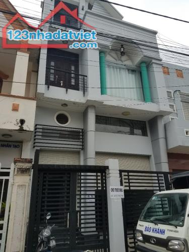 Cho thuê (văn phòng, nhà ở, hoặc Spa), nằm ngay trung tâm Thủ Dầu Một