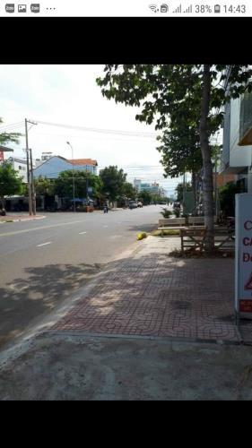 Cần bán 2 lô liền kề mặt tiền đường lớn Võ Văn Kiệt gần báo bình thuận, kho bạc nn