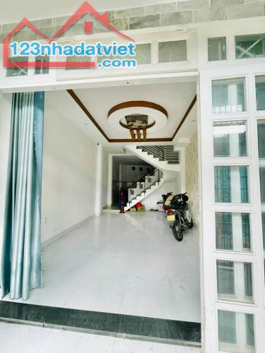 Bán gấp nhà 4 tầng kiệt Nguyễn Du - Thạch Thang - Hải Châu - Giá Tốt