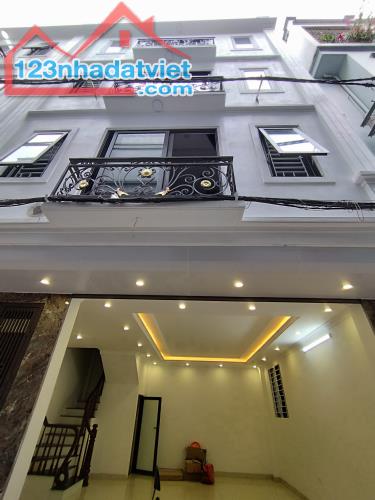 Bán nhà phố cổ Hà Đông – ô tô vào nhà, kinh doanh tốt, lô góc, ngõ thông, LH 0943075959