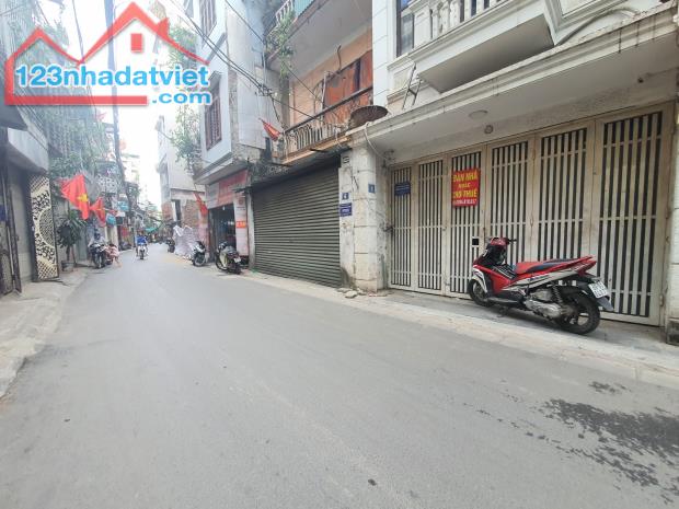 Bán nhà phân lô mặt ngõ 69 Hoàng Văn Thái quận Thanh Xuân giá rẻ chỉ 10.8 tỷ