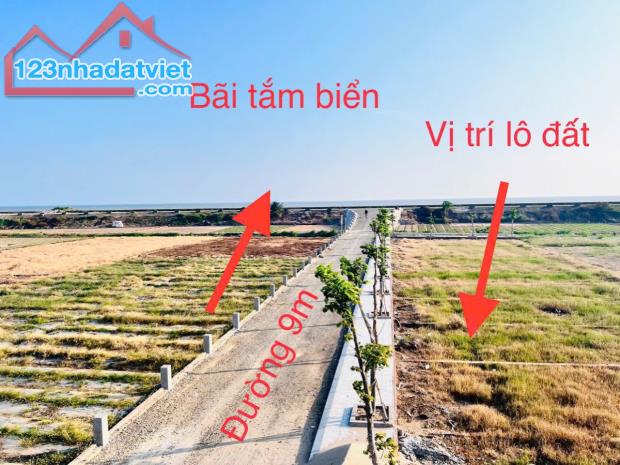 Cần bán lô đất 105m2 ngay bãi tắm chính Giao Phong- Quất Lâm mặt tiền 5.4m trên trục đường - 1