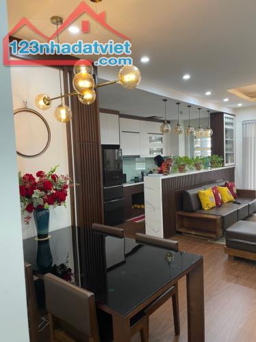 Bán căn hộ Thống Nhất Complex - Thanh Xuân 95m2 3PN Lô góc- tầng đẹp Full nội thất