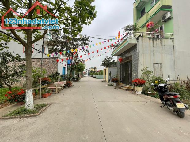 Bán 189m,mt 9.3m đường trước đất 8m tại Phường Trí Qủa , Thuận Thành, Bắc Ninh