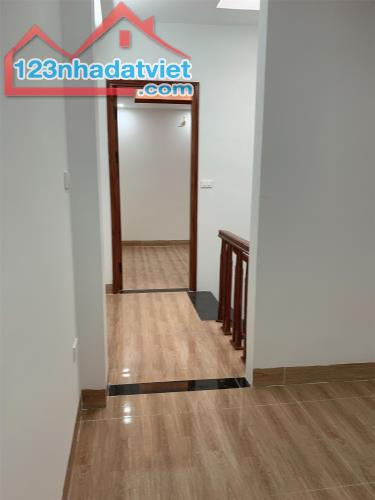 Cần bán nhà mới xây 5 tầng 40m2 tại Di Trạch, Hoài Đức, nội thất đẹp thiết kế đầy đủ công - 3