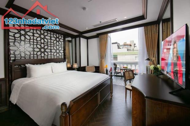 Bán khách sạn 4* mặt phố Hàng Bông, quận Hoàn Kiếm 323m², 14 tầng, mt 10m, giá 460 tỷ. 100