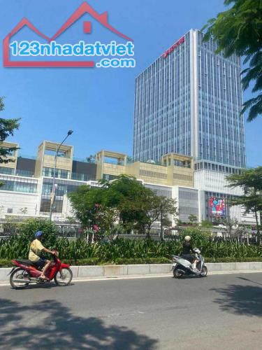 Tòa nhà 7 tầng Lạc Long Quân 45 chào 24 tỷ Tây Hồ Hà Nội gần Lotte Mart Tây Hồ thang máy v - 1