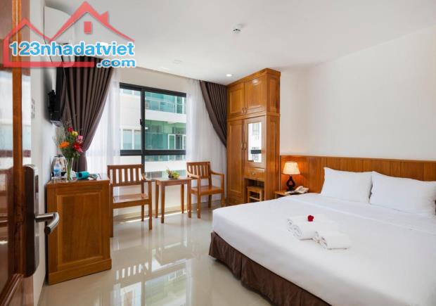 Cần bán khách sạn 3* DT 200mv xây 8 tầng khu phố Tây trung tâm Tp Nha Trang - 3