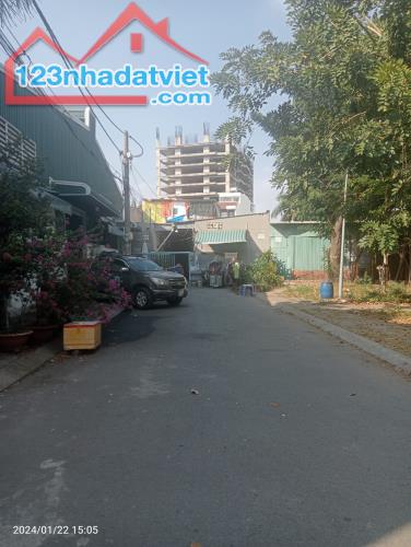 Bán gấp biệt thự khu dân cư Vạn Phát Hưng, P. Phú Thuận, Q.7 DT10x11,5m, CN 119m2 - 2