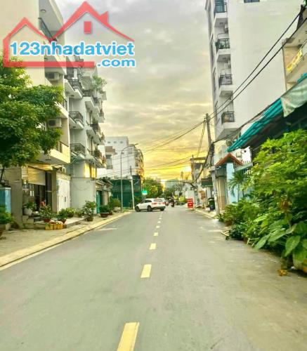 Cho thuê nhà 2 lầu ST hẻm xe hơi Lê Thị Chợ, P.Phú Thuận, Quận 7 - 4