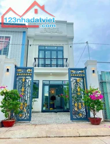 Cần bán gấp căn nhà mới Trần Đại Nghĩa, Bình Chánh. 5x19m. 2 tỷ 450 triệu