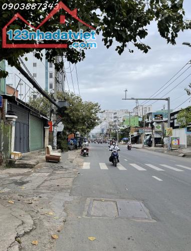Bán nhà  - HXH 7C - Đường Nguyễn Xí - Quận Bình Thạnh - 40m2 - 5Tầng -Chỉ Nhỉnh 8Tỷ . - 4