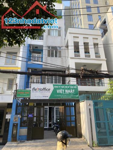 Cho thuê nhà làm văn phòng , số  111 mặt tiền đường Nguyễn Cửu Vân, phường 17,q Bình Thạnh
