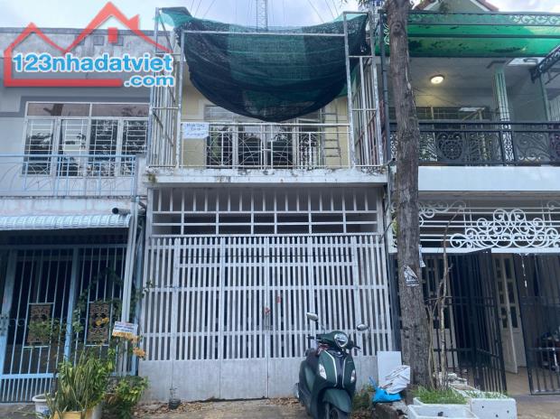 Cho thuê nhà 1 trệt 1 lầu Khu dân cư 586, Phường Phú Thứ, Quận Cái Răng.
