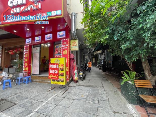 Bán nhà mặt phố Giang Văn Minh, DT 28 X5 T, lô góc, đường 25 mét, vỉa hè rộng, kinh doanh - 2