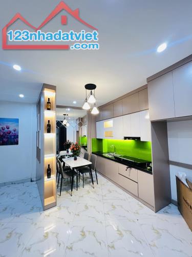nhà mới 5 tầng 30m2 trong ngõ 254 Minh Khai, Hai Bà Trưng, cực gần ô tô, giá thương lượng - 1