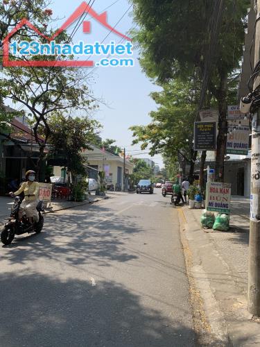 Bán nhà 3 tầng MT Trần Xuân Lê vị trí đẹp gần Hà Huy Tập
