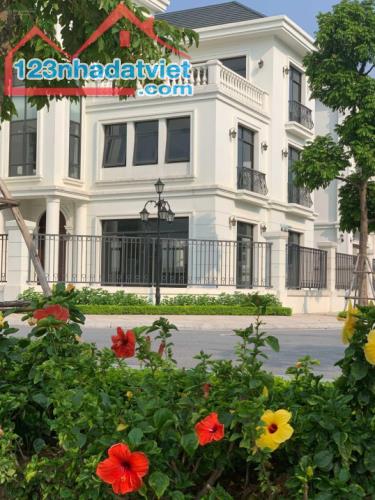 Bán Biệt thự đơn lập Vinhomes Green Villas, Chiết khấu 15%, vay ls 0% trong 36 tháng - 2