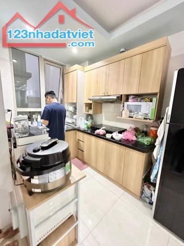 Cho thuê căn hộ chung cư Mandarin Tân Mai 64m, 2 ngủ, giá 10tr/tháng - 2