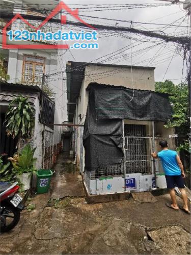 Bán nhà HXH Phan Văn Hớn, phường Tân Thới Nhất, quận 12, 
DT 80m2 ( 4.5/5 x 16.5) x C4 - 2