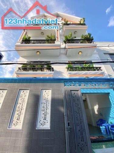 Bán nhà Phạm Văn Chiêu P. 14 Quận Gò Vấp, ngang 7.68m, giá giảm còn 8.x tỷ