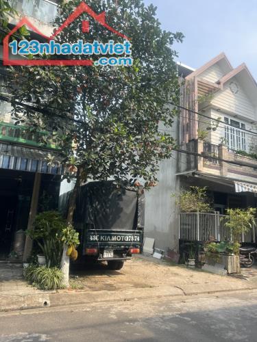 Bán lô đất sạch đẹp đường Phú Lộc 16, Phường Hòa Minh DT 80m2 giá 3ty2 LH 0942992361