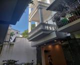 Cho thuê nhà ngõ phố Mai Động Hoàng Mai 35m x 3 tầng, giá 11tr/tháng