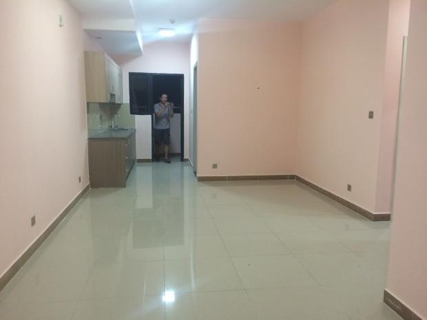 Kẹt tiền bán gấp căn hộ Era 2PN, 60m2, đầy đủ nội thất, 2 ban công 1.95 tỷ, bao ST - 1