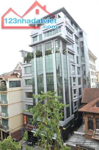 Cho thuê văn phòng cao cấp 100-150-400m2 mặt phố Trần Quốc Toản Quận Hoàn Kiếm