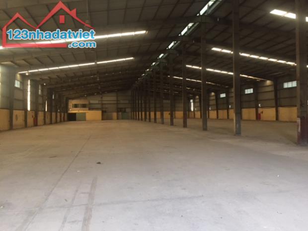 Bán kho xưởng DT 3000m2 trong Cụm CN vừa và nhỏ Từ Liêm, Hà Nội.