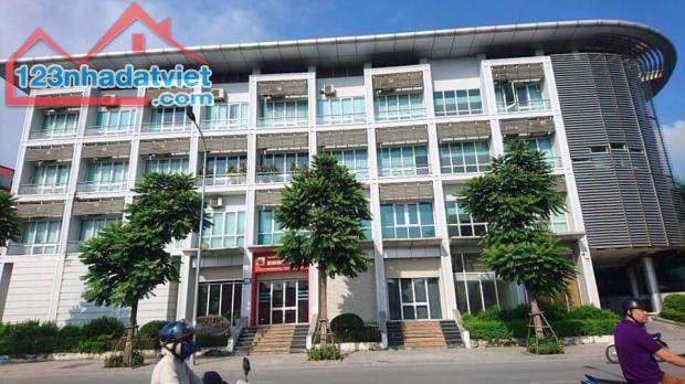 Văn phòng 120m2 hạng B mặt phố Lê Trọng Tấn quận Thanh Xuân