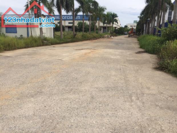 Bán kho xưởng DT 10.000m2 kcn Thạch Thất Quốc Oai Hà Nội