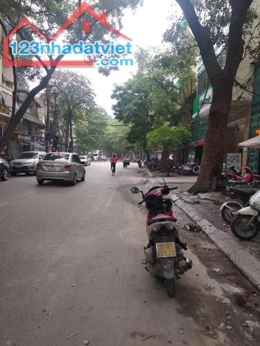 Bán nhà mặt phố Kim Mã, Ba Đình, diện tích 67m mặt tiền 5m