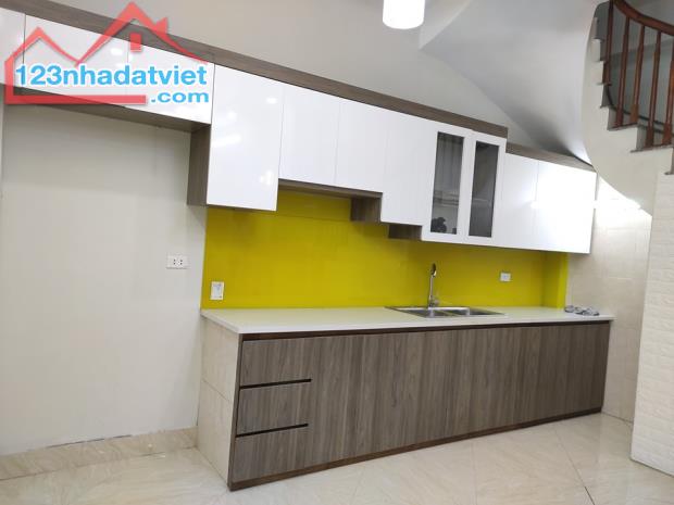 Bán nhà chính chủ ngõ 461 Minh Khai, 38m2, Ngõ thông, Cách mặt phố 50m, LH: 0963520025 - 1