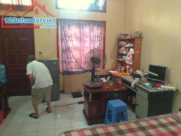 Bán nhà mặt ngõ 559 Kim Ngưu, 45m2, ngõ to Ôtô tránh, Vỉa hè, Kinh doanh, Giá chỉ 4,8 tỷ - 3