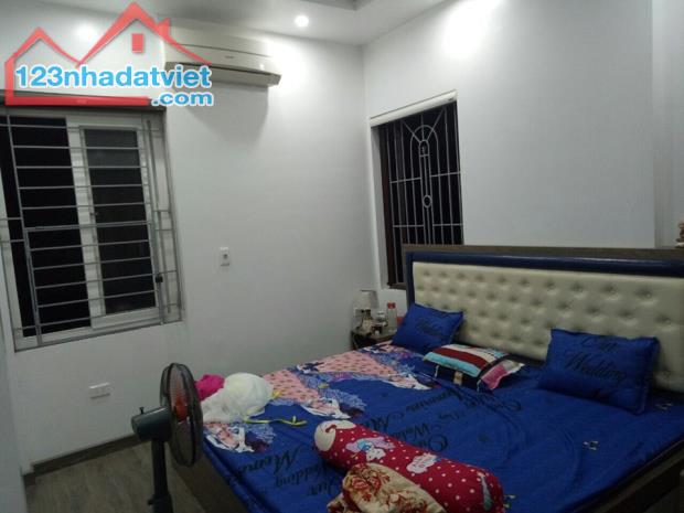 Diện tích to, bán nhà tặng nội thất. Khu vực Lê Trọng Tấn, Thanh Xuân. 78m2 giá 3.2 tỉ. - 1
