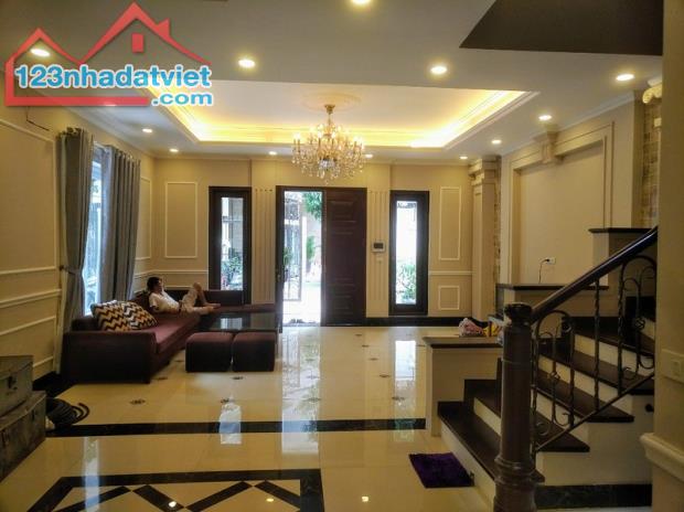 Bán nhà phố Đặng Văn Ngữ Dt 42m2 x4 tầng, Mt 4m Giá 5.5 tỷ.Ô tô đõ cách nhà 10m - 2