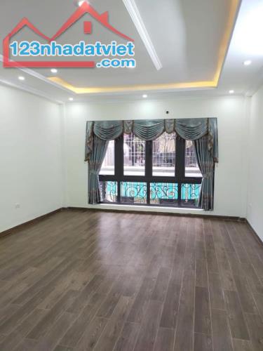 Bán nhà Hoàng Hoa Thám, Ngọc Hà, Cách MP 20M, Ô tô tránh, KD đỉnh, 75m2 MT 4.5M, 12.5 tỷ - 3