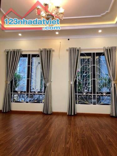 Bán nhà Hoàng Hoa Thám, Ngọc Hà, Cách MP 20M, Ô tô tránh, KD đỉnh, 75m2 MT 4.5M, 12.5 tỷ - 4