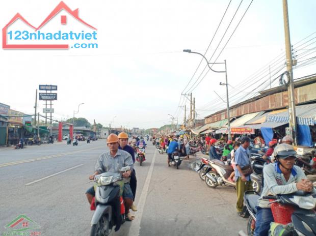 BÁN GẤP 3.000M2 ĐẤT THỔ CƯ MT CHỢ, SỔ HỒNG RIÊNG
