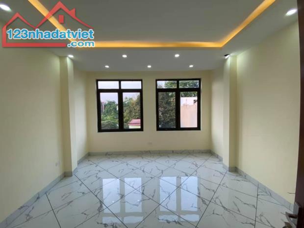 Bán nhà Mặt phố Huế, Hai Bà Trưng, gần chợ Hôm, 30m2, Mặt tiền 4m, tiện xây 5 tầng, 17 tỷ - 2