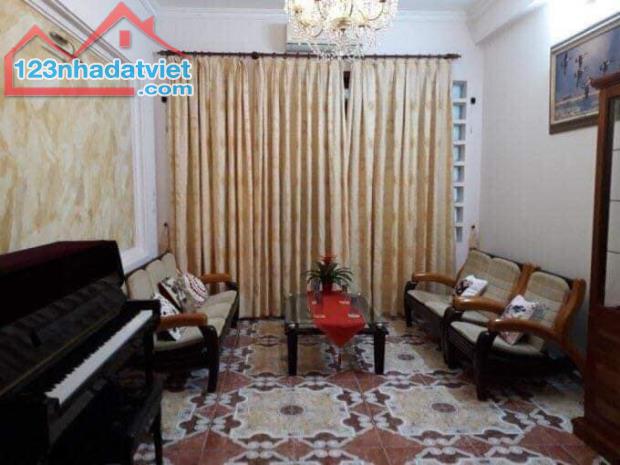Nhà Ngõ 73 Hoàng Ngân  Dt 38m2 x4 tầng Mt 4m Giá 4,8 tỷ, Lh 0913518923 - 3