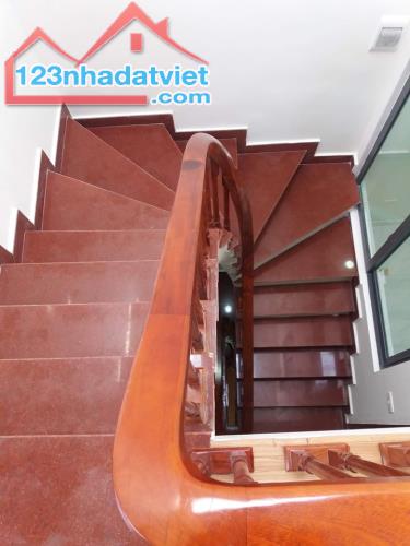 Bán gấp nhà Lô Góc 2 mặt tiền phố Hoàng Văn Thái, 57m x4 tầng, giá 5,9 tỷ, Lh 0913895929 - 4