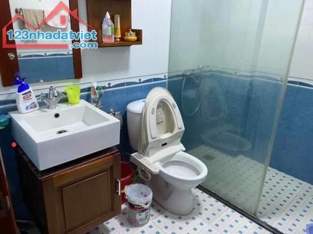 Bán Nhà Phân Lô Phố Vọng, Hai Bà Trưng 70m2, 5 Tầng, MT 5m, Ô Tô Tránh, KD, Giá 9.5 Tỷ.