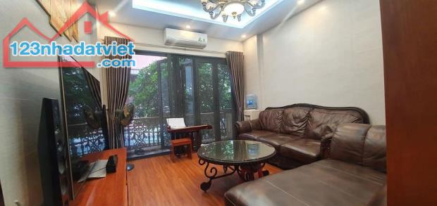 Bán gấp nhà Tân Mai - phân lô - ô tô tránh - kinh doanh DT 54m, 5 tầng giá 7 tỷ. - 2