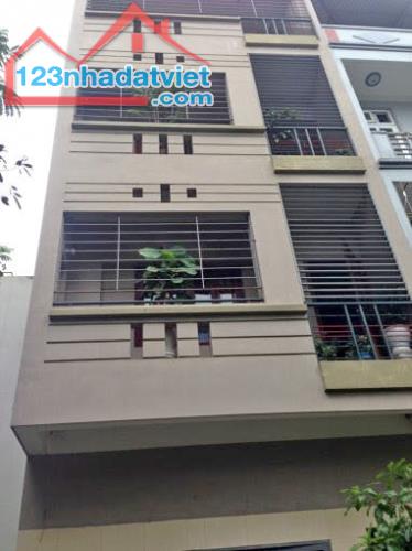 Bán nhà Phố Pháo Đài Láng, 68m2 x7 tầng, thang máy, KD căn hộ dịch vụ, 11 tỷ