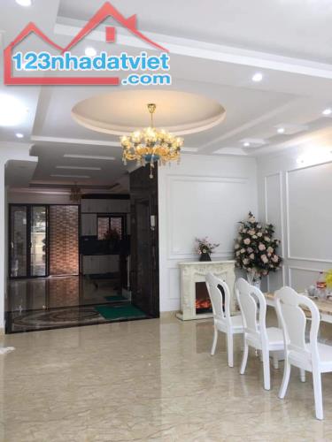 Bán Nhà Phân Lô Liễu Giai 68m2x5 Tầng, Thang Máy, Gara Ô Tô, KD, Chỉ 17.5 Tỷ. 0971813682. - 1