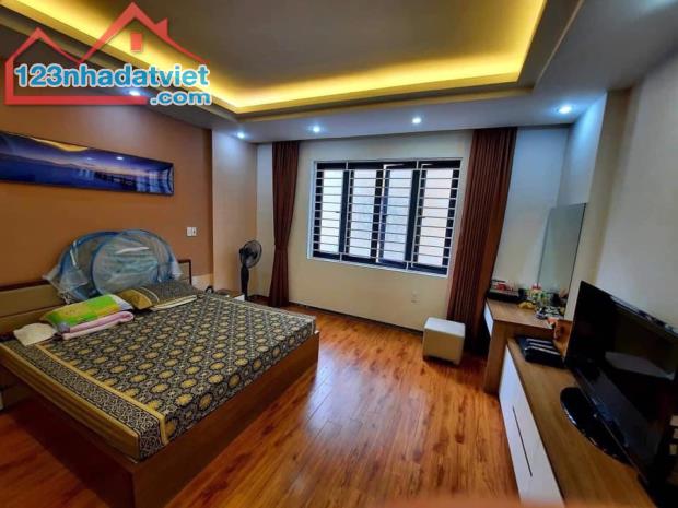 Phân lô Nguyễn Khánh Toàn - Cầu Giấy 5 Tầng 52m2 Ôtô tránh, Gần phố Nhà đẹp 10,9 Tỷ - 1